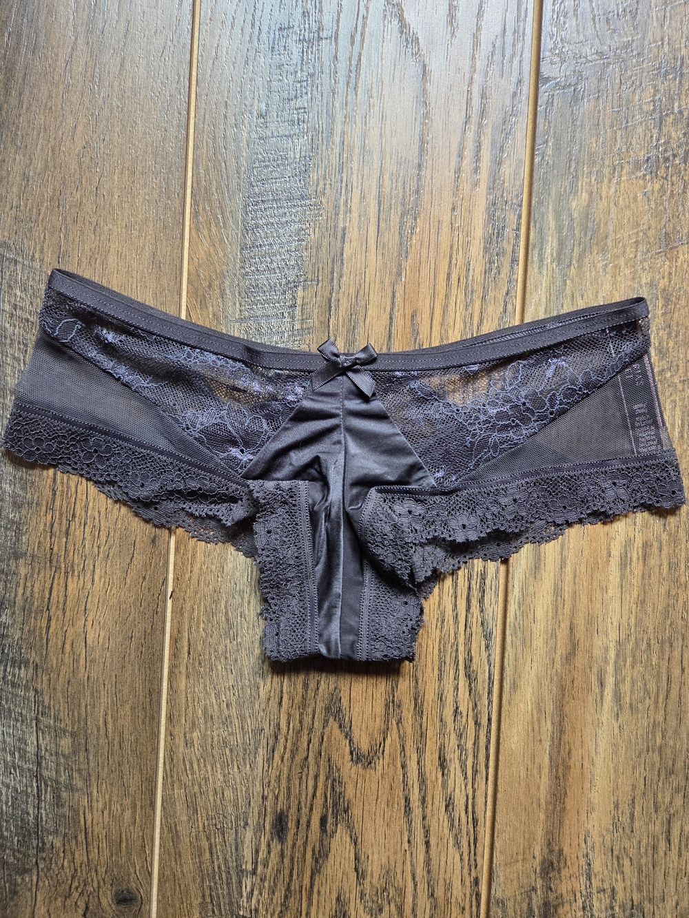 Victoria's Secret Very Sexy Cheeky Panty XS Gray Purple Lace Mesh 373002 NWT